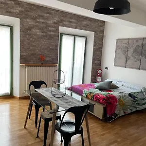 Apartment Finestra Sul Centro Storico, Reggio Emilia